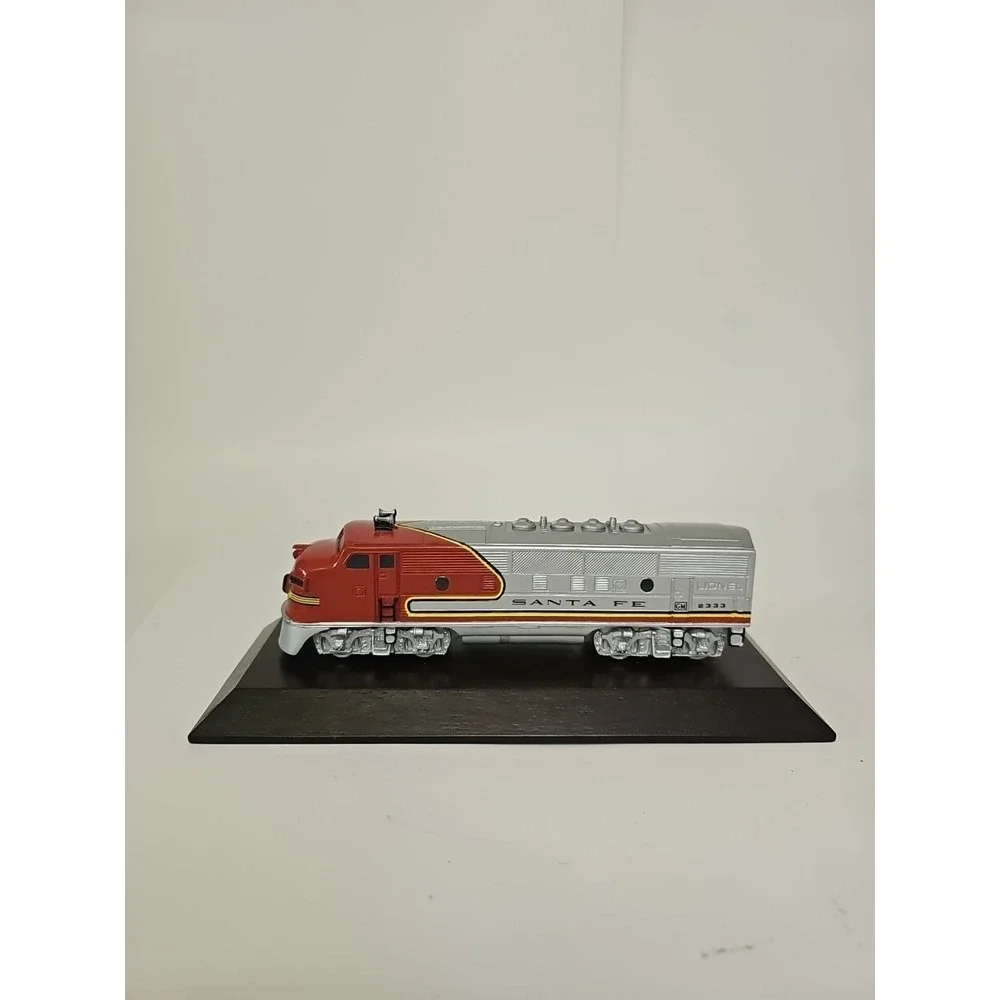 1948 SANTA FE F3 DIESEL ENGINE BY LIONEL